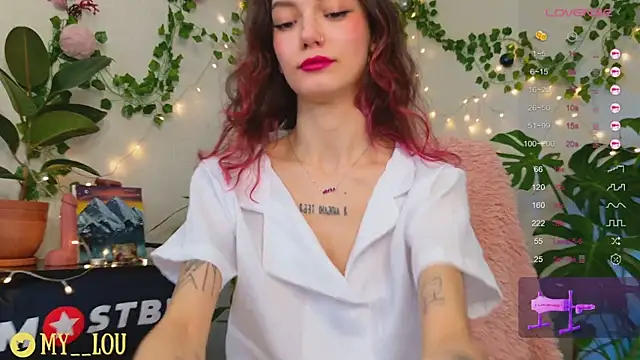 MyLou  online show from December 2024 07:22:02 PM