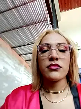 Snapshot of alexandra_lorens chatting on March 2025 07:50:02 PM alexandra lorens online show from March 2025 07:50:02 PM
