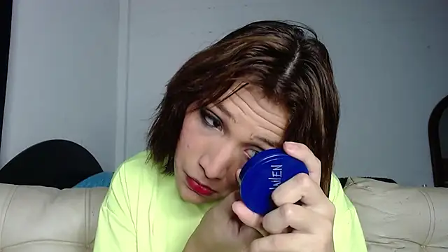 alexandra lorens online show from September 2025 06:56:02 PM