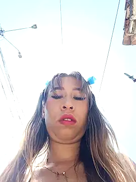 Snapshot of samy-blonde chatting on January 2025 04:40:01 PM samy-blonde online show from January 2025 04:40:01 PM