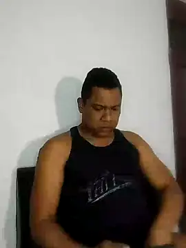Snapshot of latinblack01 chatting on December 2024 07:39:02 PM latinblack01 online show from December 2024 07:39:02 PM