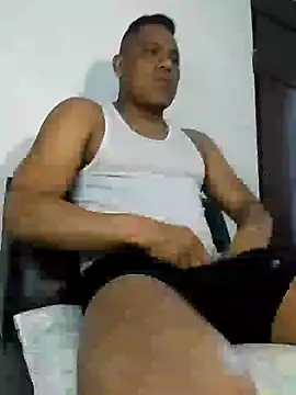 Snapshot of latinblack01 chatting on December 2024 07:04:02 PM latinblack01 online show from December 2024 07:04:02 PM