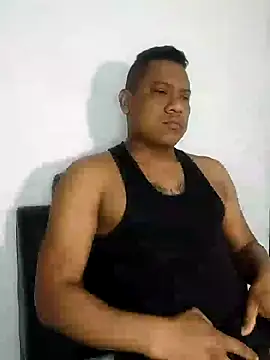 Snapshot of latinblack01 chatting on December 2024 03:06:01 PM latinblack01 online show from December 2024 03:06:01 PM