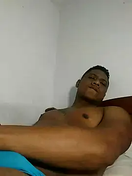 Snapshot of latinblack01 chatting on February 2025 04:20:01 AM latinblack01 online show from February 2025 04:20:01 AM
