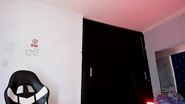 La Perversa69 online show from November 2025 07:13:02 PM