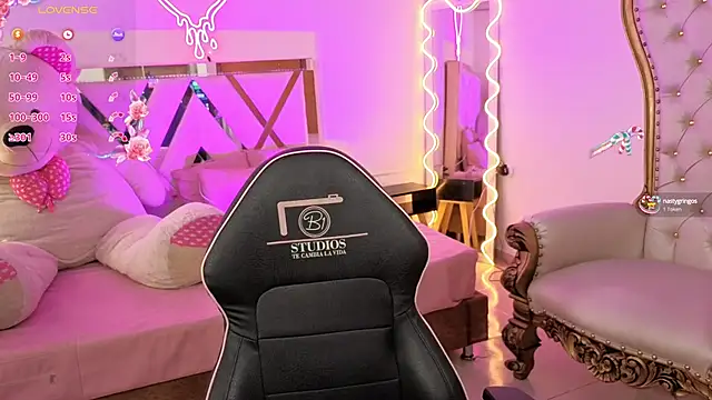 Snapshot of Moonshine_tay chatting on September 2025 07:39:02 PM Moonshine tay online show from September 2025 07:39:02 PM