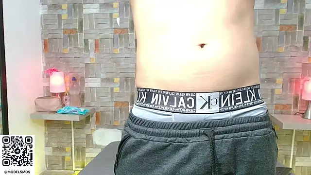 aaron antonella mds online show from November 2025 08:27:02 PM