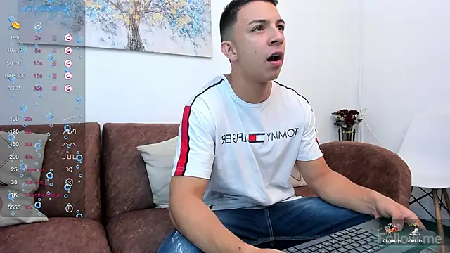 Snapshot of Samuel_Up chatting on February 2025 11:02:01 PM Samuel Up online show from February 2025 11:02:01 PM