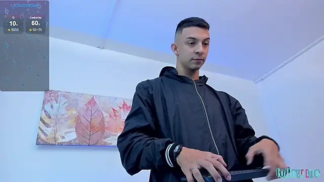 Snapshot of Samuel_Up chatting on October 2025 03:35:01 AM Samuel Up online show from October 2025 03:35:01 AM