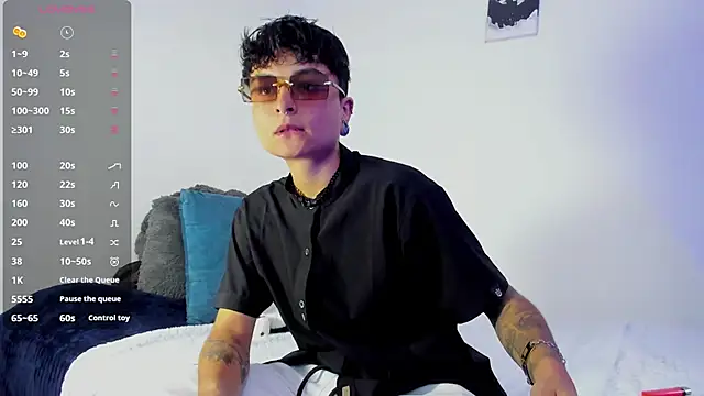 ZuryRamirez  online show from December 2024 05:57:02 PM