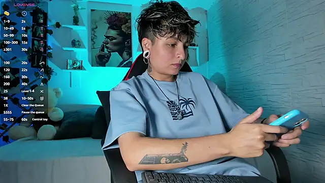 ZuryRamirez  online show from November 2025 09:28:01 PM