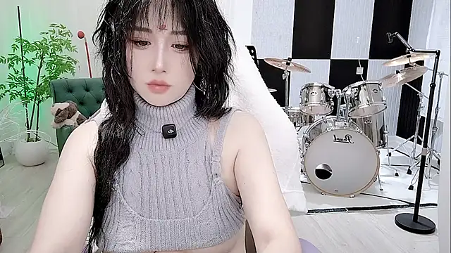 Snapshot of Vaness-a chatting on September 2025 08:25:01 PM Vaness-a online show from September 2025 08:25:01 PM