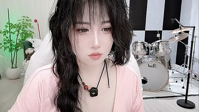 Snapshot of Vaness-a chatting on October 2025 08:21:01 AM Vaness-a online show from October 2025 08:21:01 AM