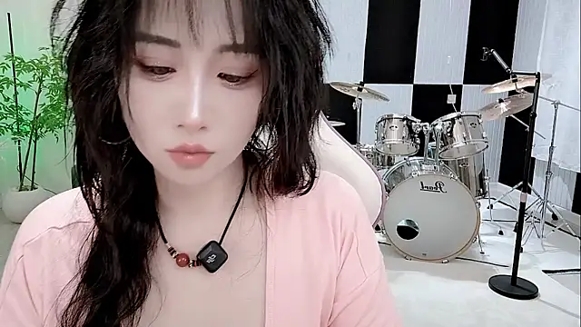 Snapshot of Vaness-a chatting on October 2025 02:58:02 PM Vaness-a online show from October 2025 02:58:02 PM