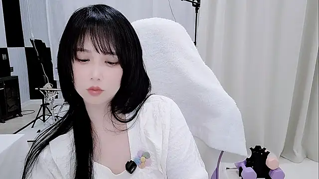 Vaness-a online show from May 2026 02:56:02 PM