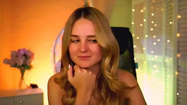 DeboraLarson online show from April 2026 03:02:01 AM