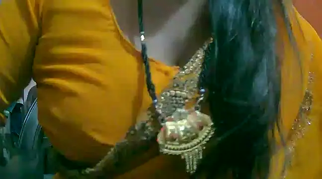 Snapshot of LOVE-SUSHILA chatting on February 2025 03:45:01 AM LOVE-SUSHILA online show from February 2025 03:45:01 AM