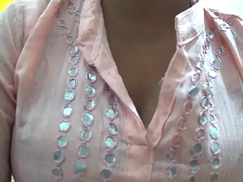 Snapshot of LOVE-SUSHILA chatting on March 2025 03:21:02 AM LOVE-SUSHILA online show from March 2025 03:21:02 AM