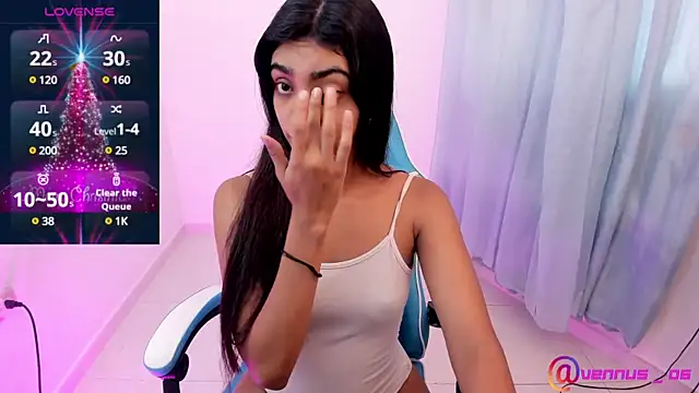 Snapshot of veronica_06 chatting on December 2024 04:06:01 PM veronica 06 online show from December 2024 04:06:01 PM