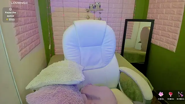 Bonnieshyy online show from January 2025 01:56:02 PM