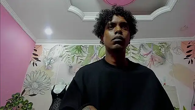 Snapshot of bigblackhotx1 chatting on January 2026 01:02:01 PM bigblackhotx1 online show from January 2026 01:02:01 PM