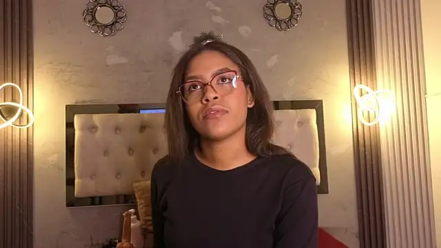 alexa andherson online show from October 2025 07:57:02 PM