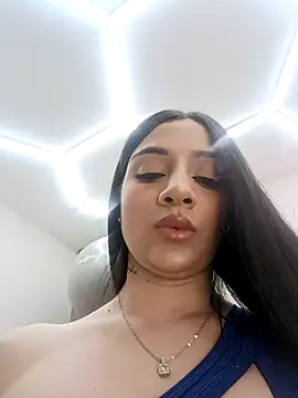 Snapshot of Harper-Avary chatting on October 2025 03:09:02 PM Harper-Avary online show from October 2025 03:09:02 PM