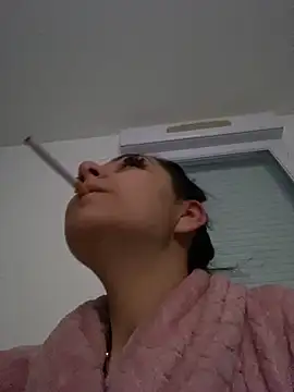 Snapshot of lexy27 chatting on February 2025 01:04:02 AM lexy27 online show from February 2025 01:04:02 AM