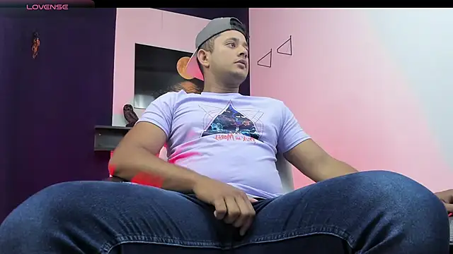 Snapshot of Marcos_garcias chatting on March 2025 10:35:02 AM Marcos garcias online show from March 2025 10:35:02 AM