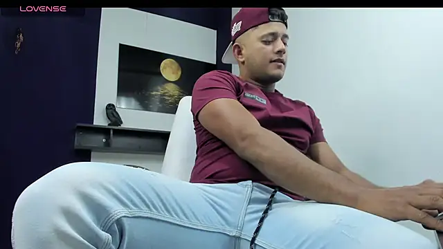 Snapshot of Marcos_garcias chatting on March 2025 07:16:02 AM Marcos garcias online show from March 2025 07:16:02 AM