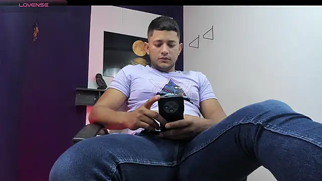 Snapshot of Marcos_garcias chatting on March 2025 11:44:02 AM Marcos garcias online show from March 2025 11:44:02 AM