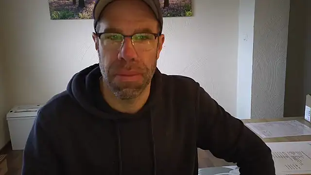 Harry Boldt online show from October 2025 06:16:02 AM