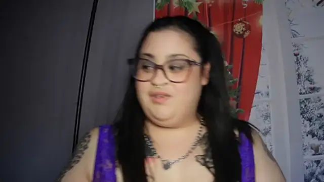 tillymarie34 online show from December 2024 04:38:02 PM