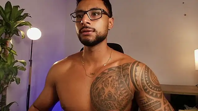 LiamGarcia1 online show from January 2026 03:05:01 PM