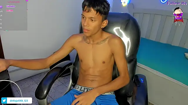 Snapshot of loistwink_ chatting on November 2025 05:07:02 AM loistwink online show from November 2025 05:07:02 AM