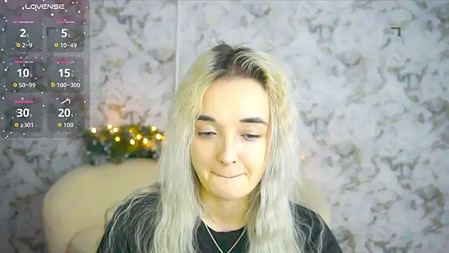 Snapshot of Ashley_S chatting on February 2026 11:13:01 PM Ashley S online show from February 2026 11:13:01 PM