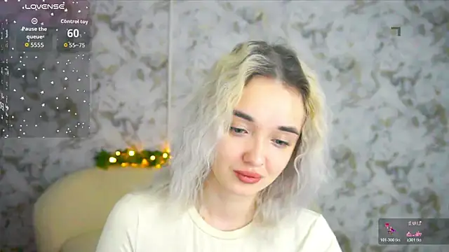 Snapshot of Ashley_S chatting on March 2026 11:19:02 PM Ashley S online show from March 2026 11:19:02 PM