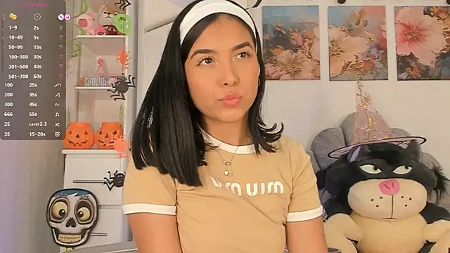 Snapshot of pretty-millie chatting on October 2025 06:10:02 AM pretty-millie online show from October 2025 06:10:02 AM