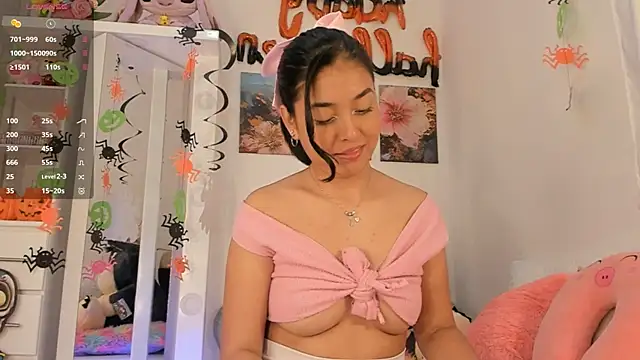 Snapshot of pretty-millie chatting on October 2025 03:59:02 AM pretty-millie online show from October 2025 03:59:02 AM