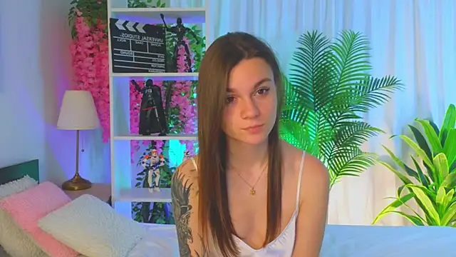 EvaHair online show from June 2026 07:47:01 PM