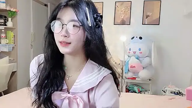 Luminous163 online show from November 2025 10:50:02 AM