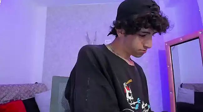 Kerverr  online show from February 2025 04:31:01 PM