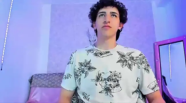 Kerverr  online show from March 2025 03:05:01 PM