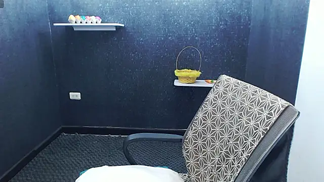 Kerverr  online show from February 2026 04:55:01 PM