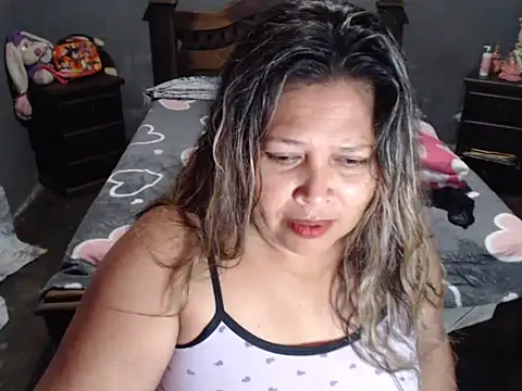 Snapshot of CANDYSWEET51 chatting on March 2026 10:05:01 PM CANDYSWEET51 online show from March 2026 10:05:01 PM