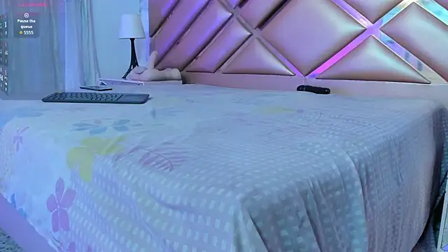 Snapshot of ElisabethMassey chatting on March 2026 07:14:02 AM ElisabethMassey online show from March 2026 07:14:02 AM