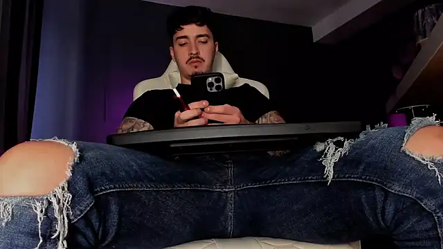 uptomatty online show from June 2026 08:25:02 AM