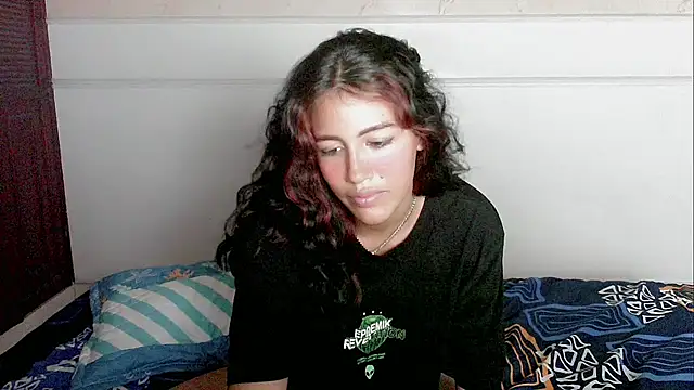 dayanita hot  online show from February 2025 04:03:02 PM