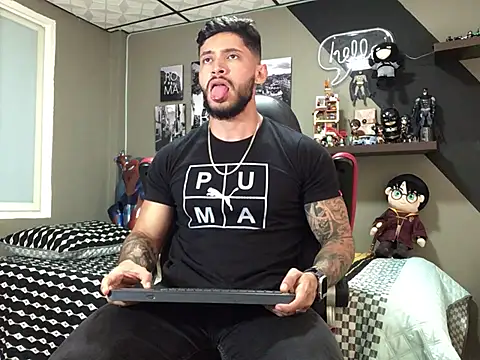 Snapshot of marcel_crawford96 chatting on January 2025 03:19:01 PM marcel crawford96 online show from January 2025 03:19:01 PM