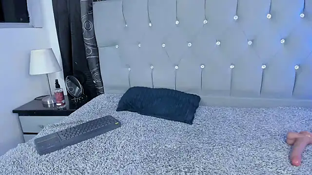 Snapshot of nova_sex01 chatting on February 2025 07:18:01 AM nova sex01 online show from February 2025 07:18:01 AM